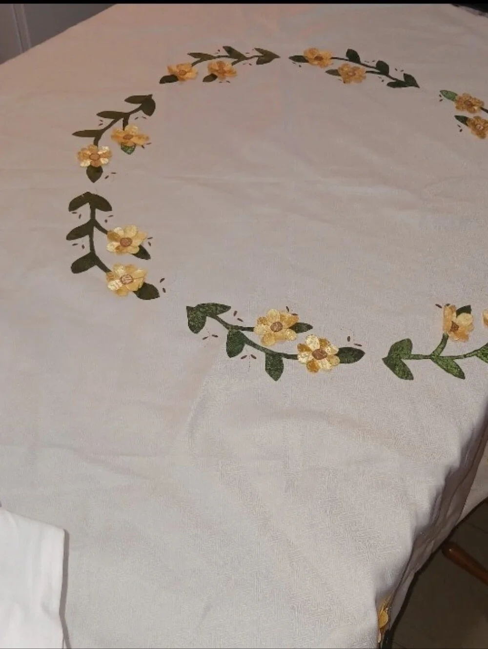 Vintage Tablecloth yellow Round 3d Flowers Sateen